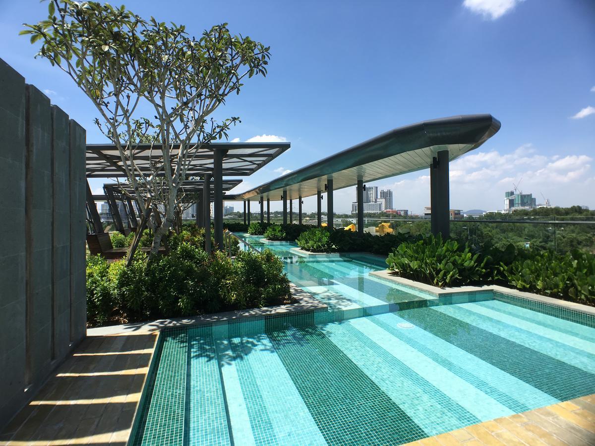 Cozy Kanvas Soho Suites Cyberjaya Exterior foto